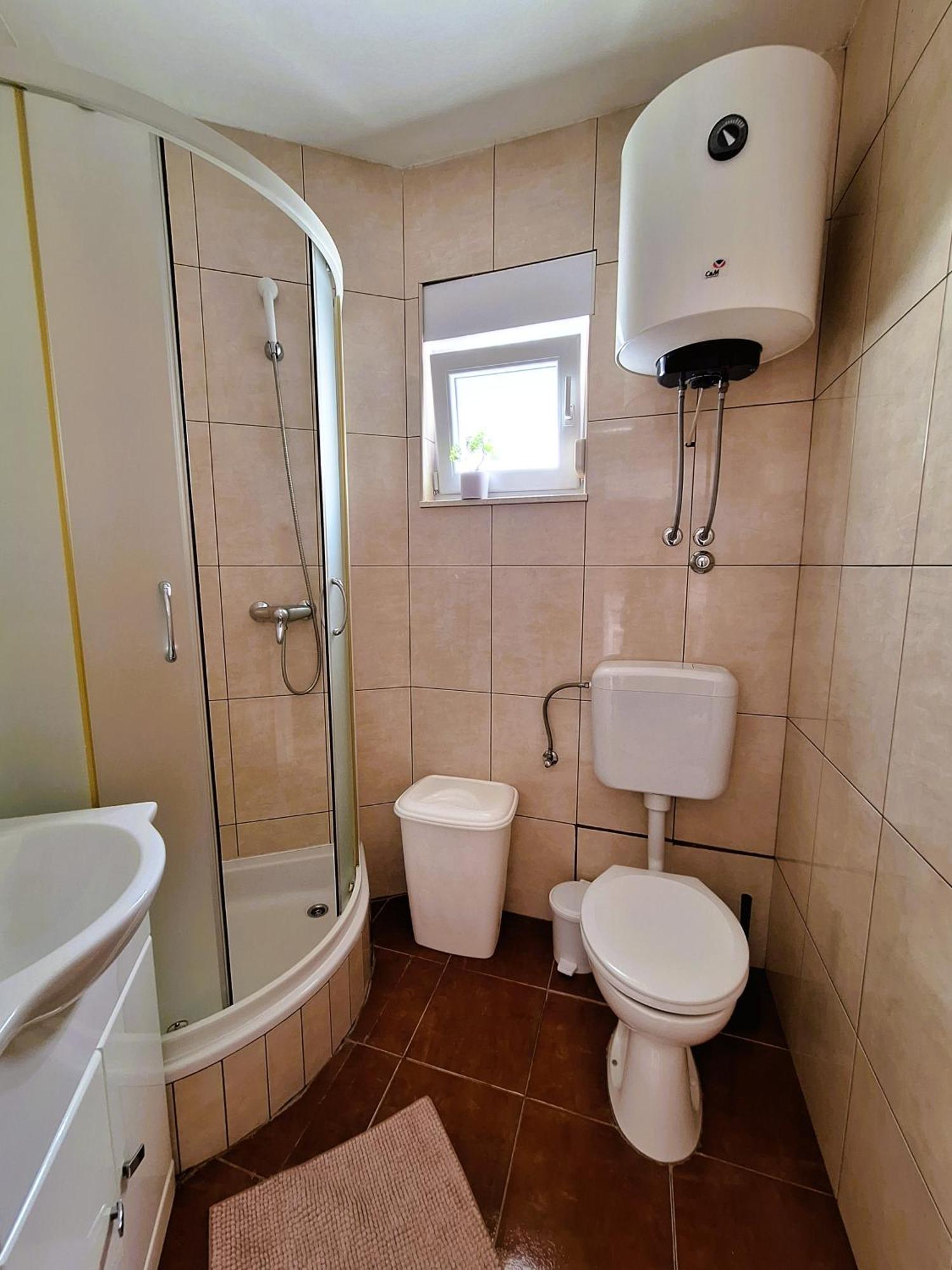 Donji Okrug  Apartmani Stine מראה חיצוני תמונה